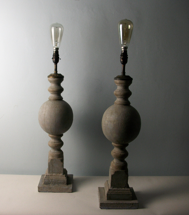 A pair of decorative painted table lamps